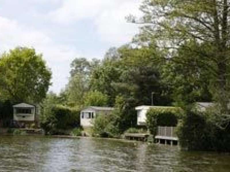 Waveney Valley Lakes Fishery.co.uk